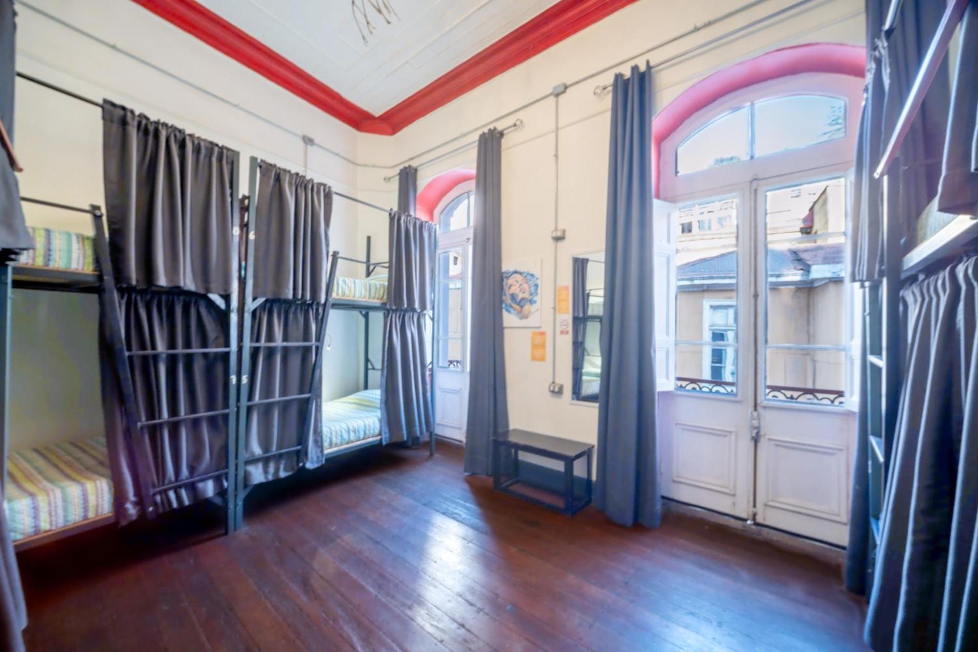 Maki Hostels & Suites Valparaiso Luaran gambar